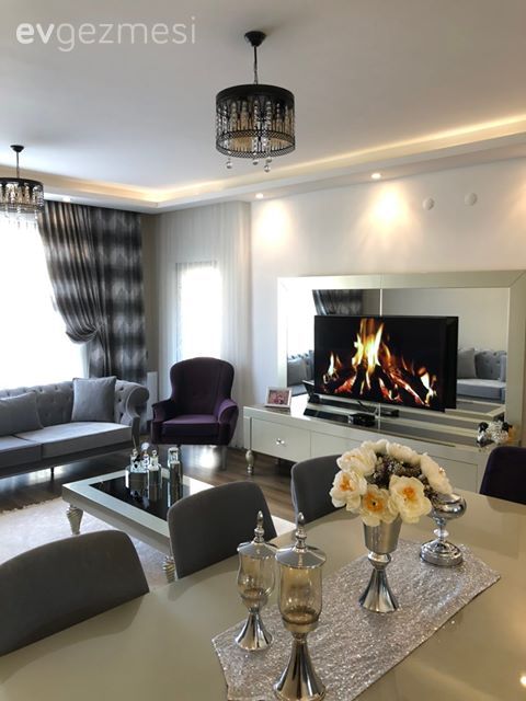 Gri ve Morun Birlikteliği, Bu Gösterişli Eve Çok Yakışmış!