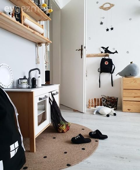 Çocuk Odası, Beyaz, Gri, Siyah, Çocuk odası duvar dekorasyonu, Duvar dekorasyonu, Mini mutfak, Halı, Çocuk odası halısı, Duvar rafı
