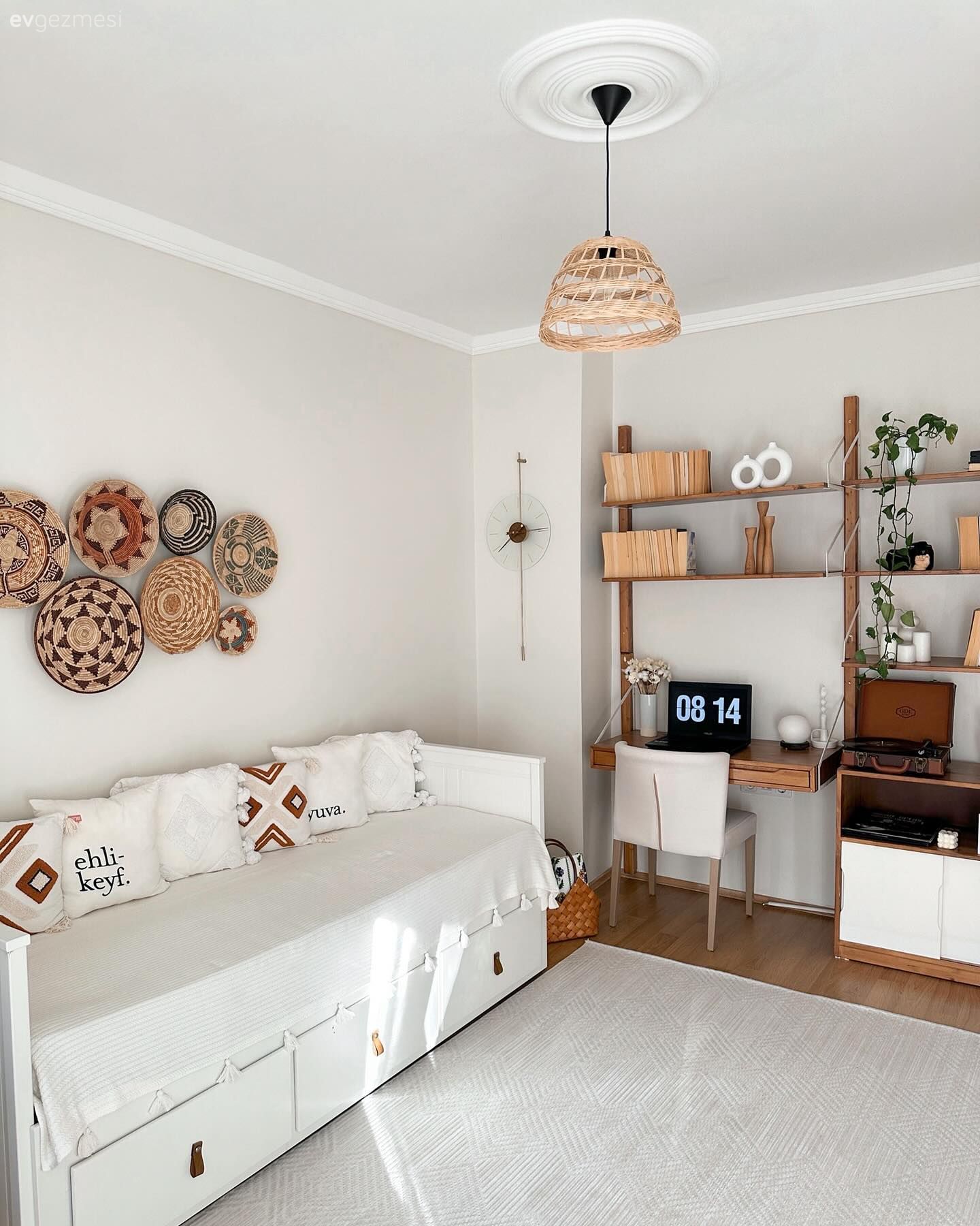 Tül perde, Perde, Beyaz, Ev bitkisi, Halı, Hasır avize, Kırlent, Ev tekstili, Kitaplık, Salon halısı