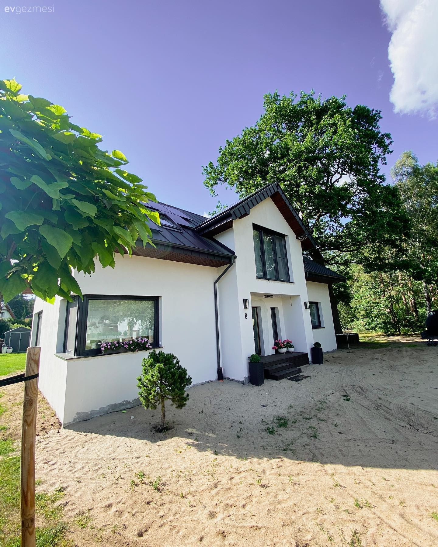 200 M2'lik İki Katlı 4+1 Müstakil Evin İçi ve Planı