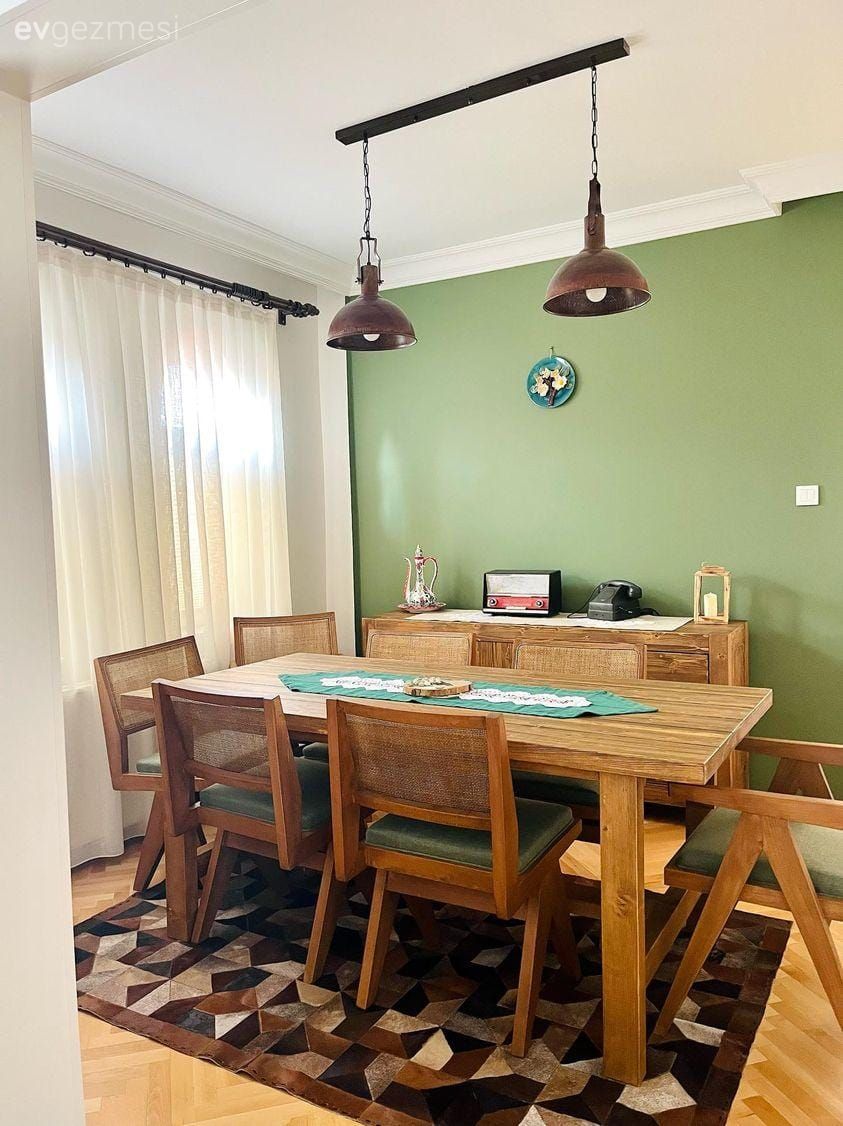 Bir İç Mimar ve İnşaat Teknikerine Ait Bu Evde Her Köşe Özeleştirilmiş!