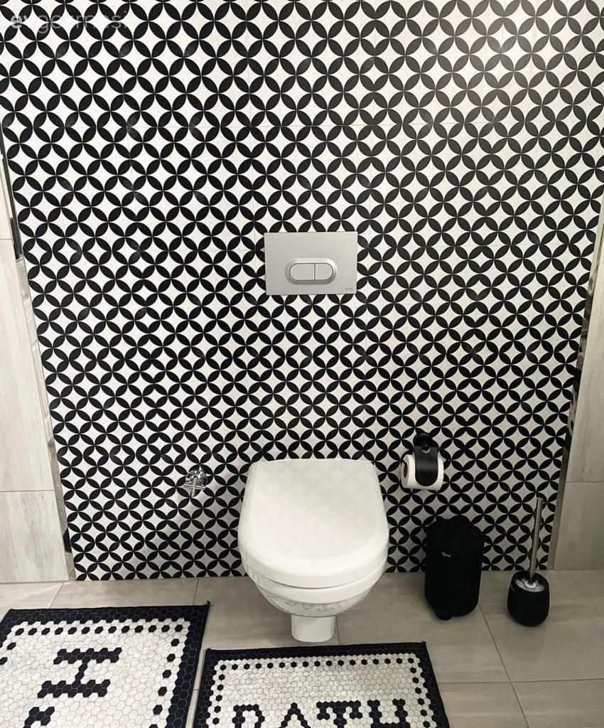 Banyo seramikleri, Banyo, Beyaz, Siyah- Beyaz