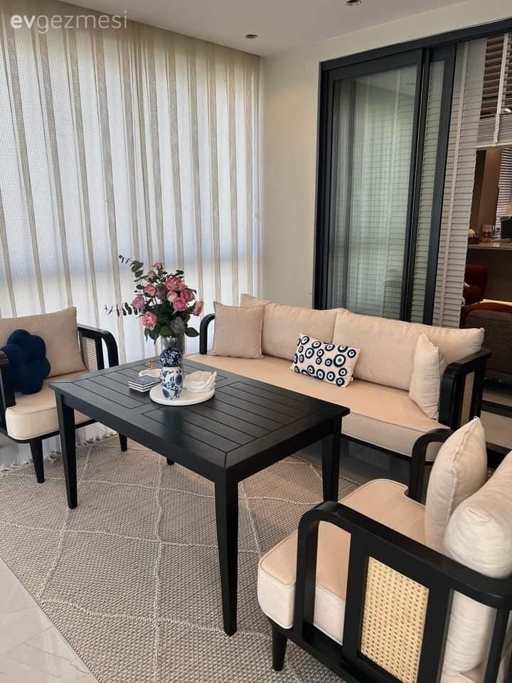 Bu Batman Evinde Modern Stilin Etkisi Pek Yüksek!