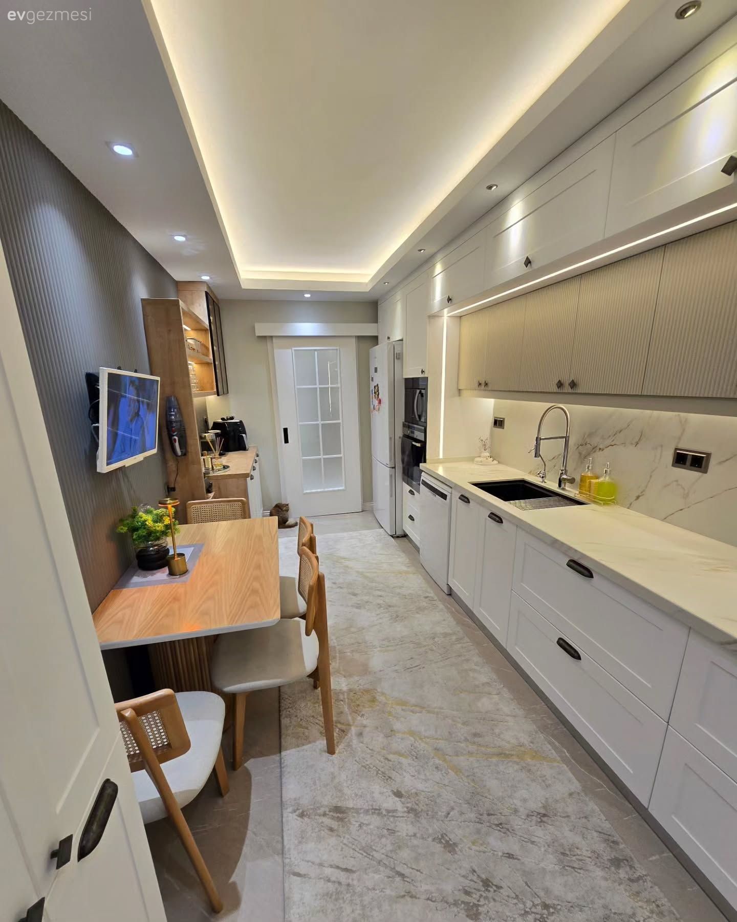 İki Tarafı İyi Değerlendirilen Bu Mutfağın Keyfine Diyecek Yok