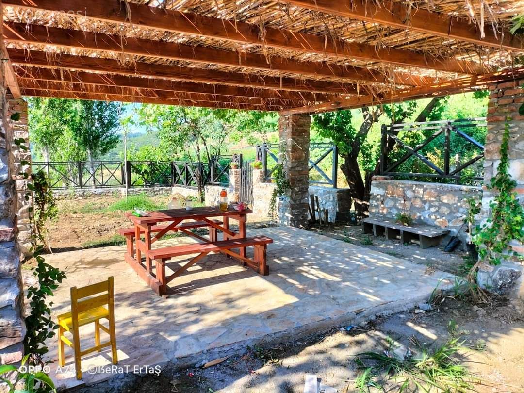 Kim Der Ki Bu Büyüleyici Evin Ahşapları Eski Bir Yolcu Gemisinden Alınmış!