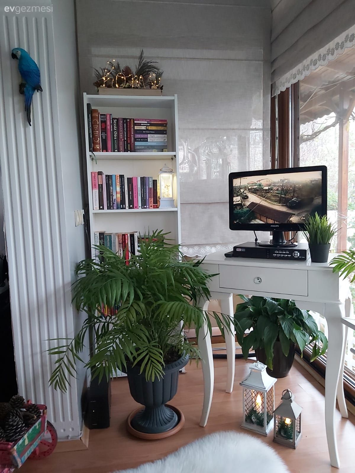 Bu Köy Evi Alışık Olunan Köy Evlerinin Biraz Ötesinde