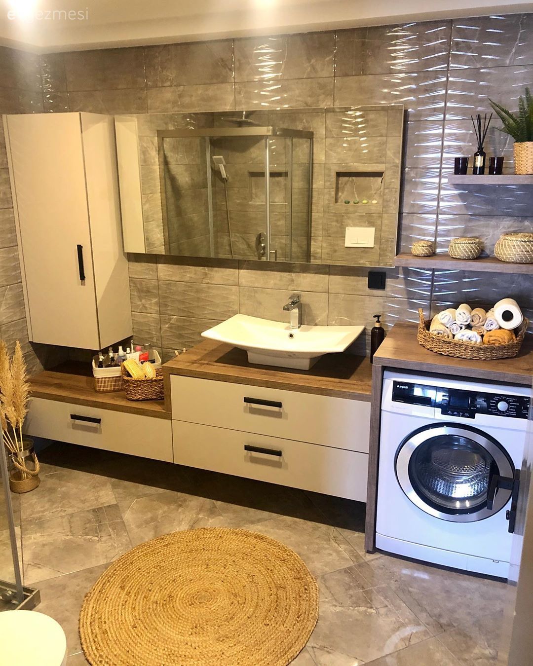 Doğaya Aşık Bu Kuşadası Evi İçin Ahşap Adeta 4. Element