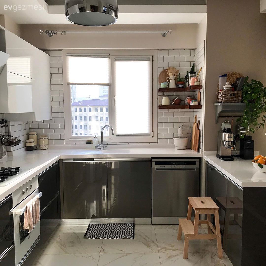 Bu Kayseri Evi İçindeki Bitkilerle Adeta Botanik Bahçesi