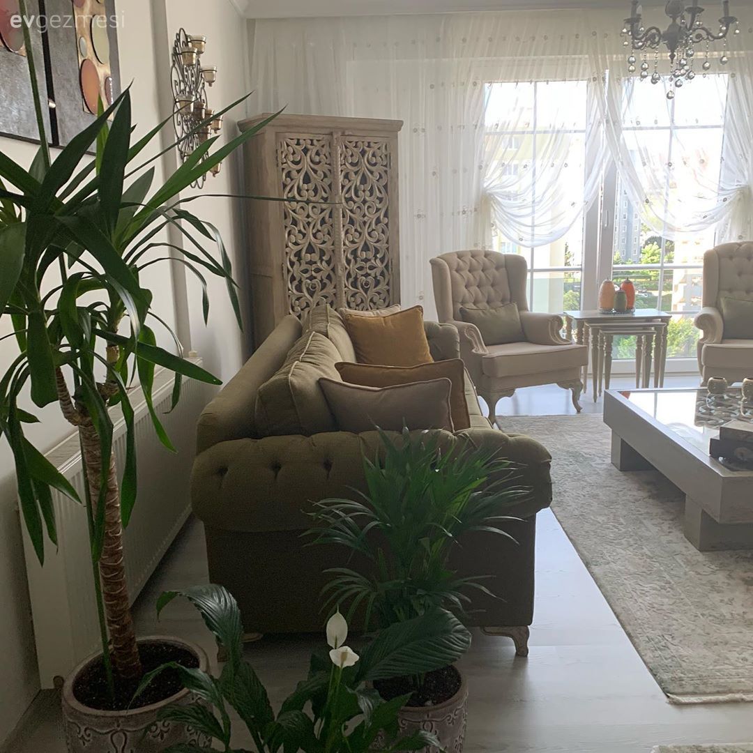 Antik Detaylarla Dolu Bu Ev Geçmişin Günümüze Yansıması