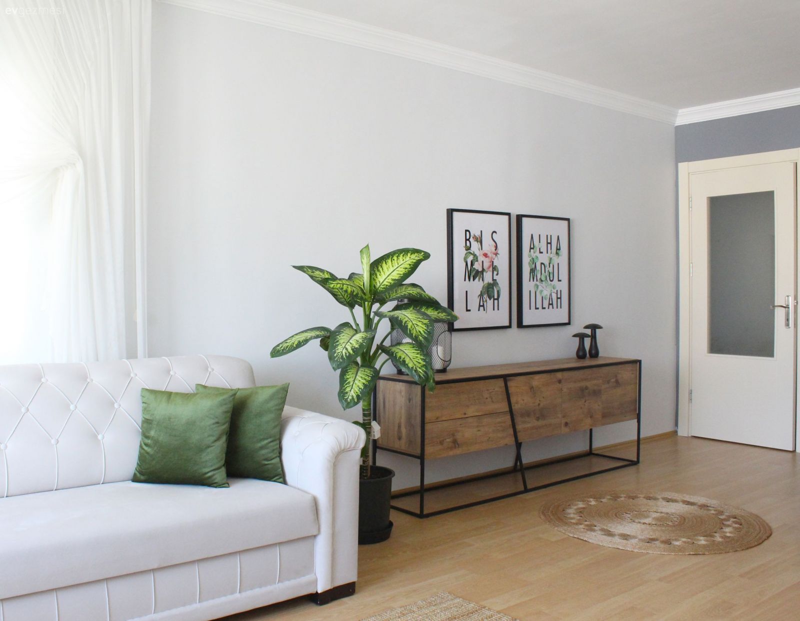 Bu Evdeki Her Oda Ayrı Bir Tondan Şarkısını Söylüyor!