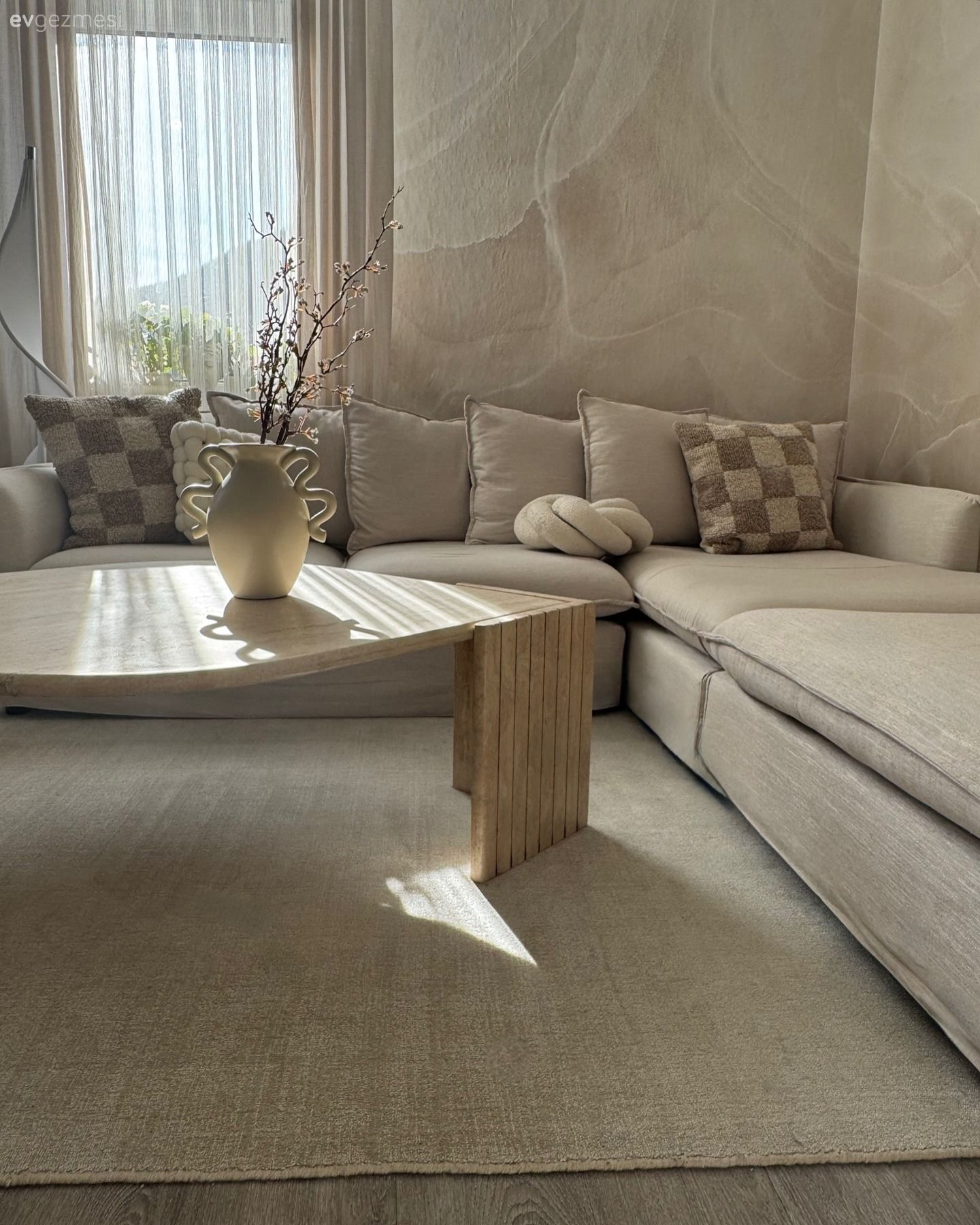 Bu Natürel Evde Sakinlik Sağlayan Her Şeye Yer Verilmiş