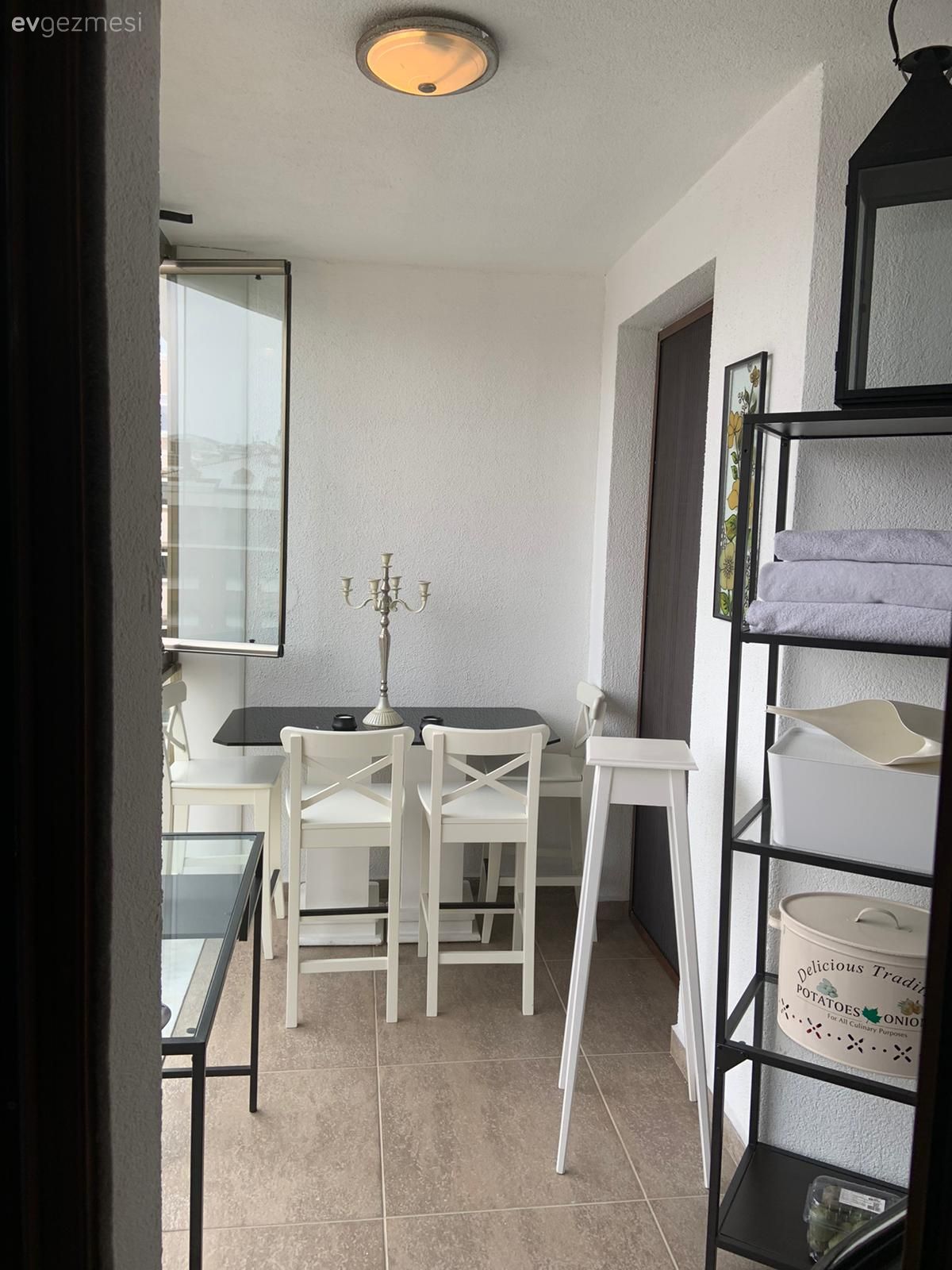 Balkon, Beyaz, Gri, Balkon masası, Sandalye, Cam balkon