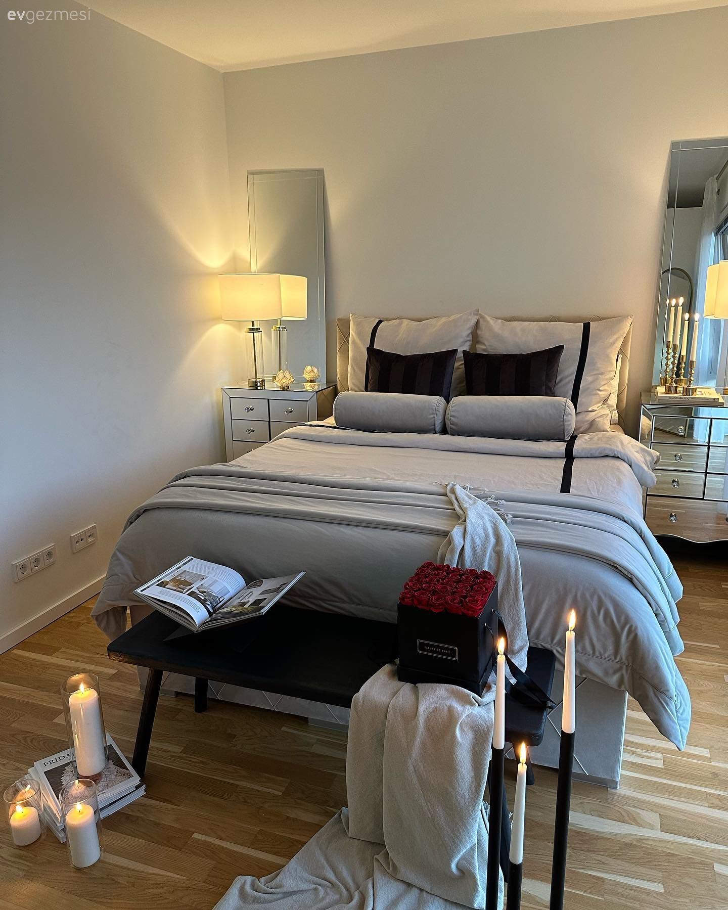 Geniş Salona Sahip Bu Evde Farklı Tarzlardan Esintiler Var!