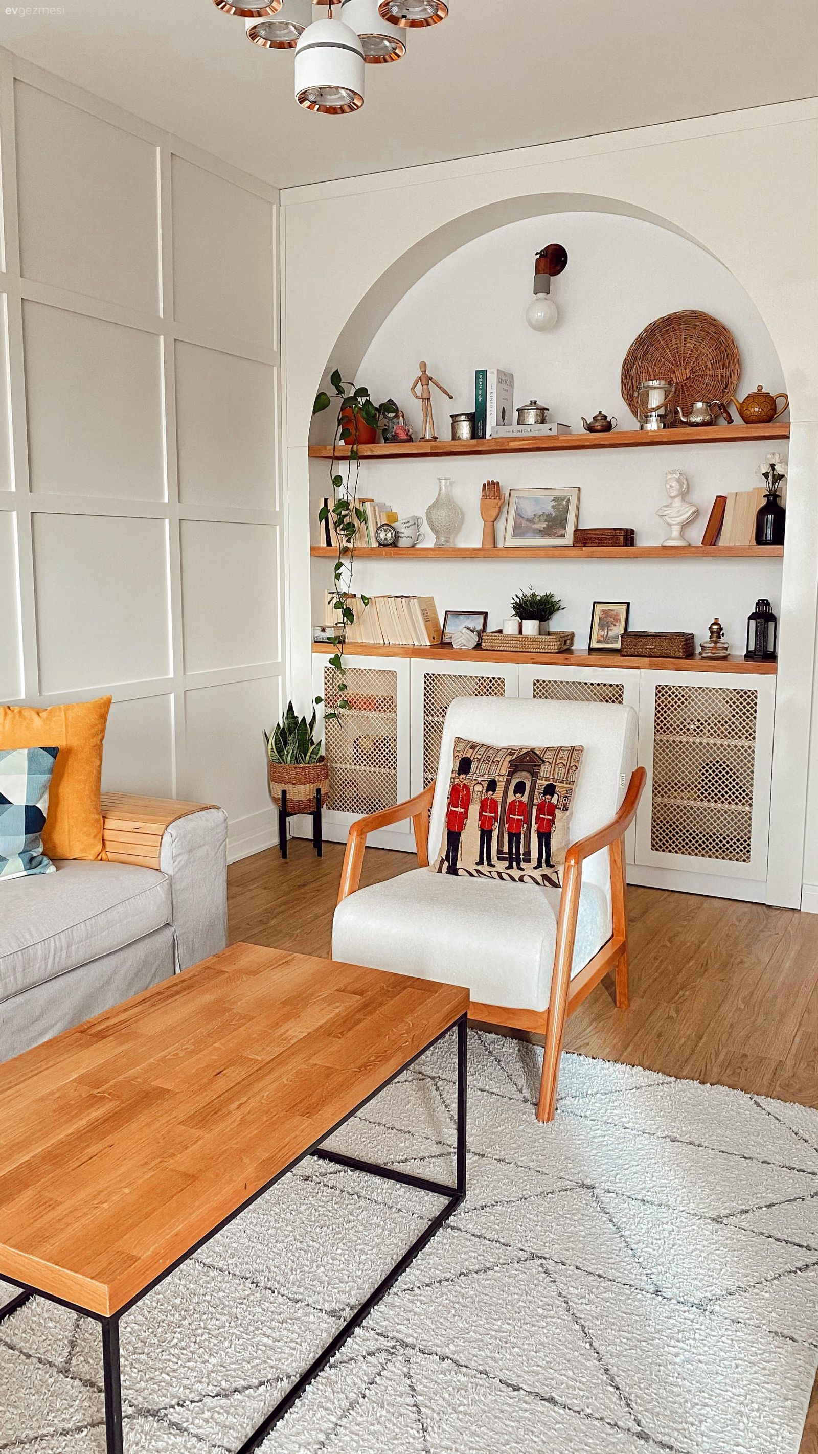 Bu İstanbul Evinin Her Duvarında Ayrı Bir Özen Var!