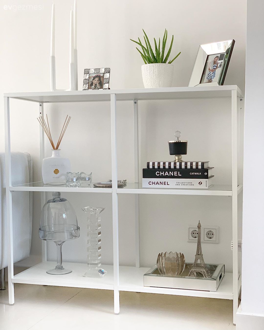 Konsol, Beyaz, Konsol üzeri dekoratif objeleri, Şamdan, Ev Aksesuar, Vazo, Dekoratif Objeler