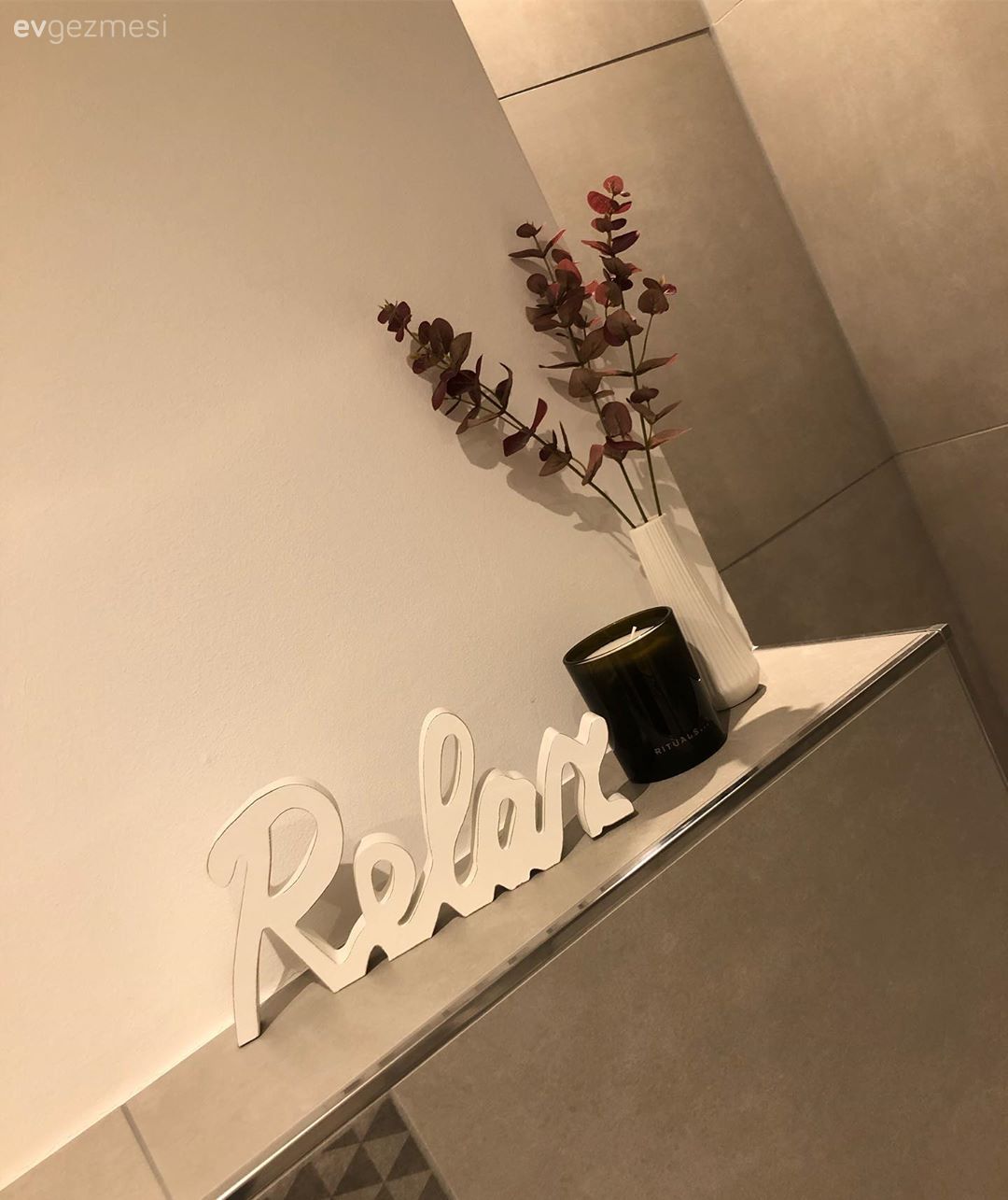 Banyo, Banyo seramikleri, Banyo aksesuarları