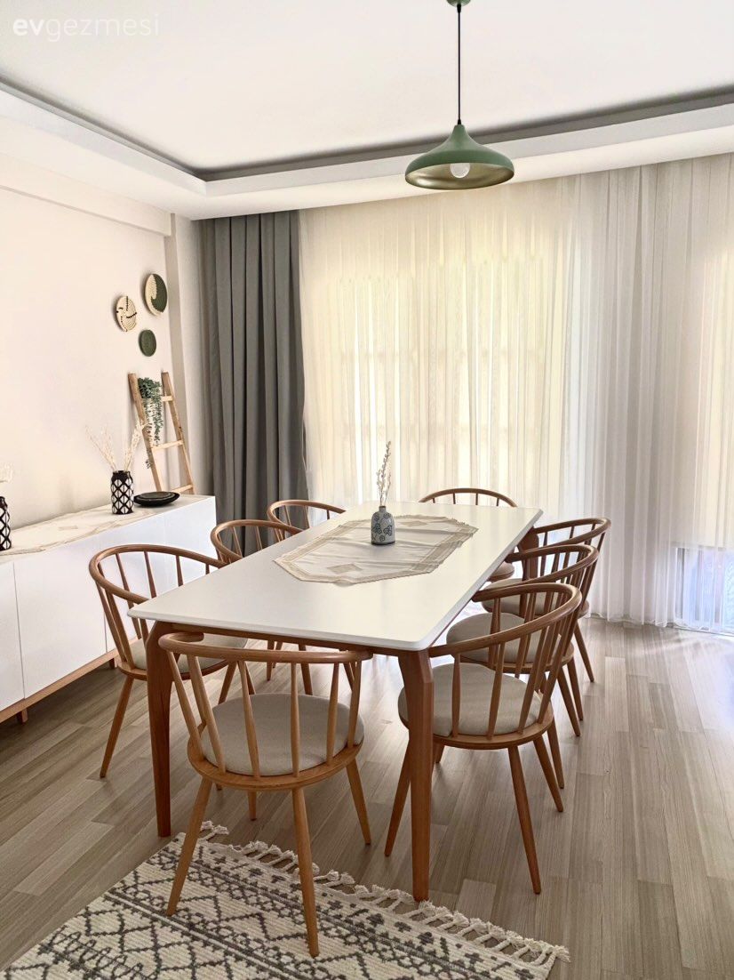 İskandinav, Yemek masası, Yemek Odası, Gri, Fon perde, Perde, Tül perde, Konsol, Konsol üzeri dekoratif objeleri, Sandalye, Halı