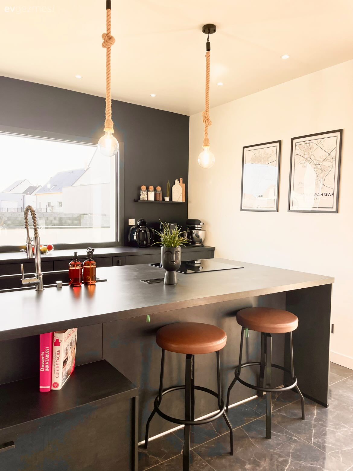 Mutfak, Modern, Siyah, Turuncu, Modern mutfak, Amerikan Mutfak, Tablo, Duvar dekorasyonu, Rustik Aydınlatma, Antrasit  