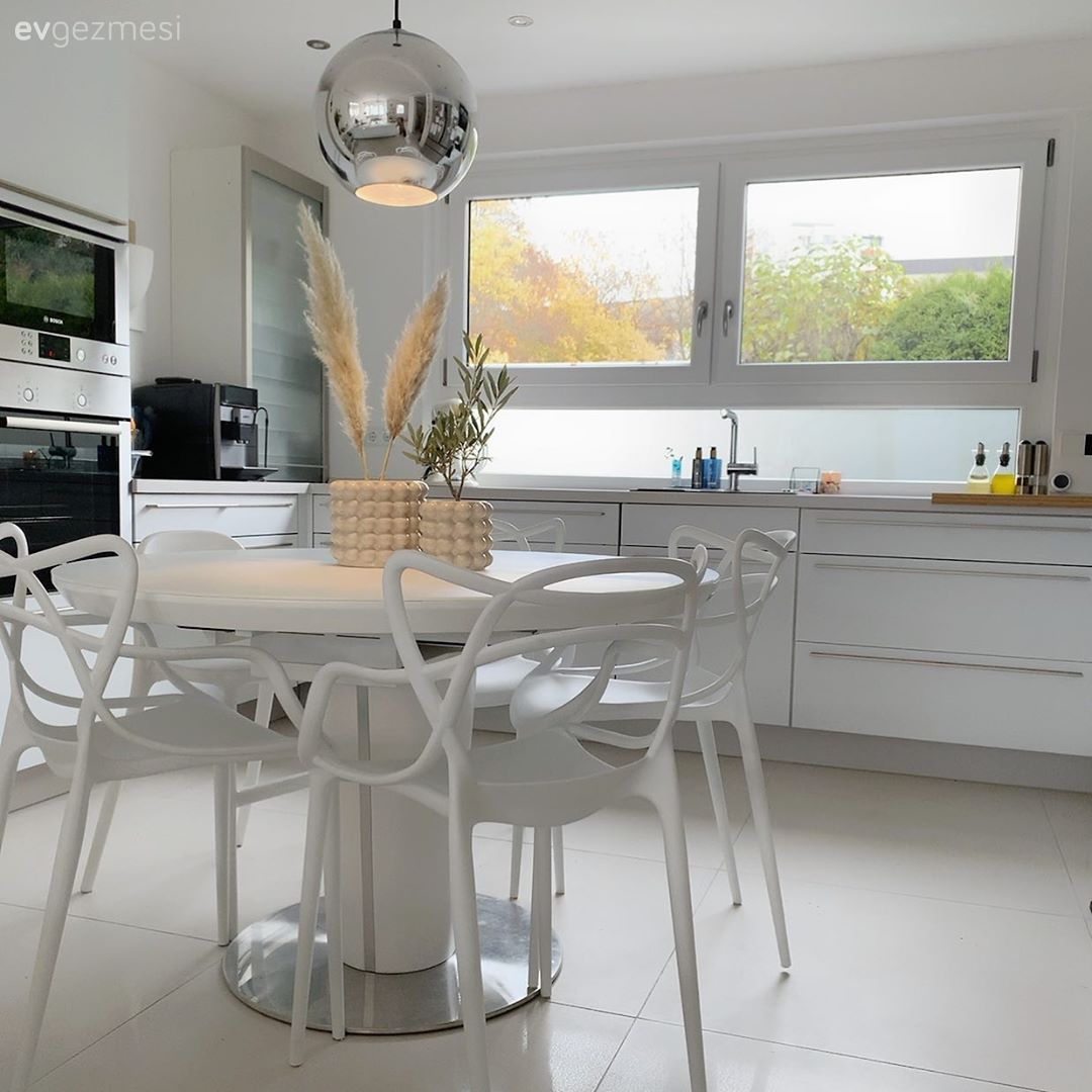 Bir Yılda Kabuk Değiştiren Şık ve Ferah Bir Dekor