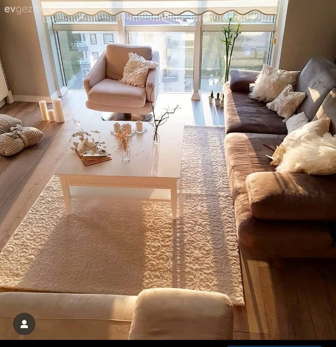 Salon, Vizon, Beyaz, Bej, Modern, Koltuk takımı, Berjer, Orta sehpa, Sehpa, Stor perde, Fener, Ev Aksesuar, Halı, Salon halısı, Ev bitkisi, Kırlent, Ev tekstili, Mum