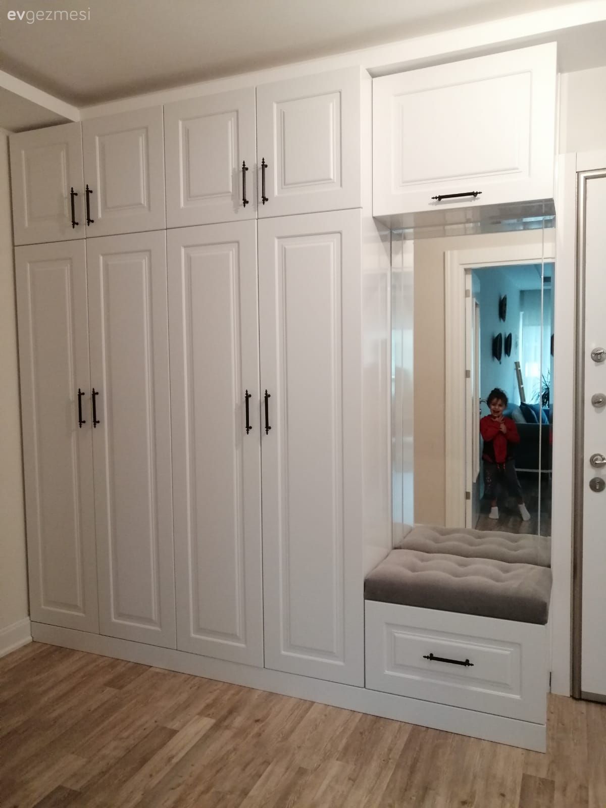 Antre, Beyaz, Gri, Vestiyer, Shaker kapaklı dolaplar, Ayna