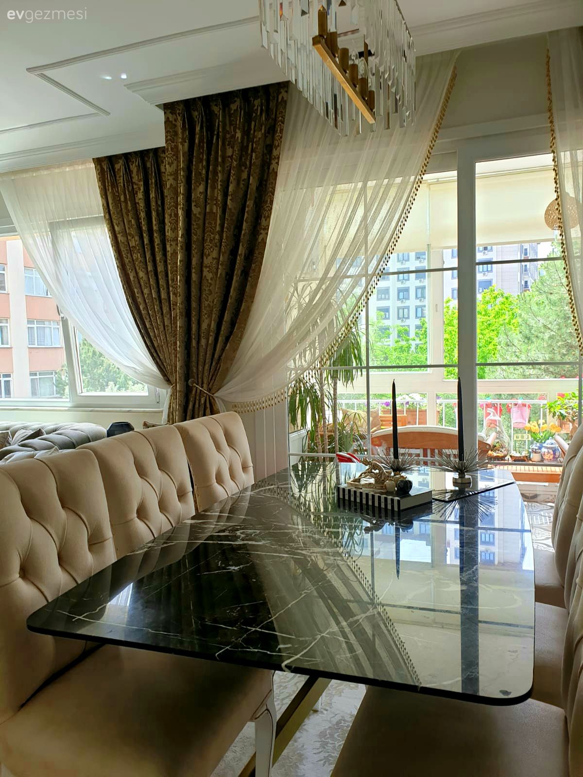 Ev Gezmesi: Zarafetin Doruklarda Olduğu Bir İstanbul Evi