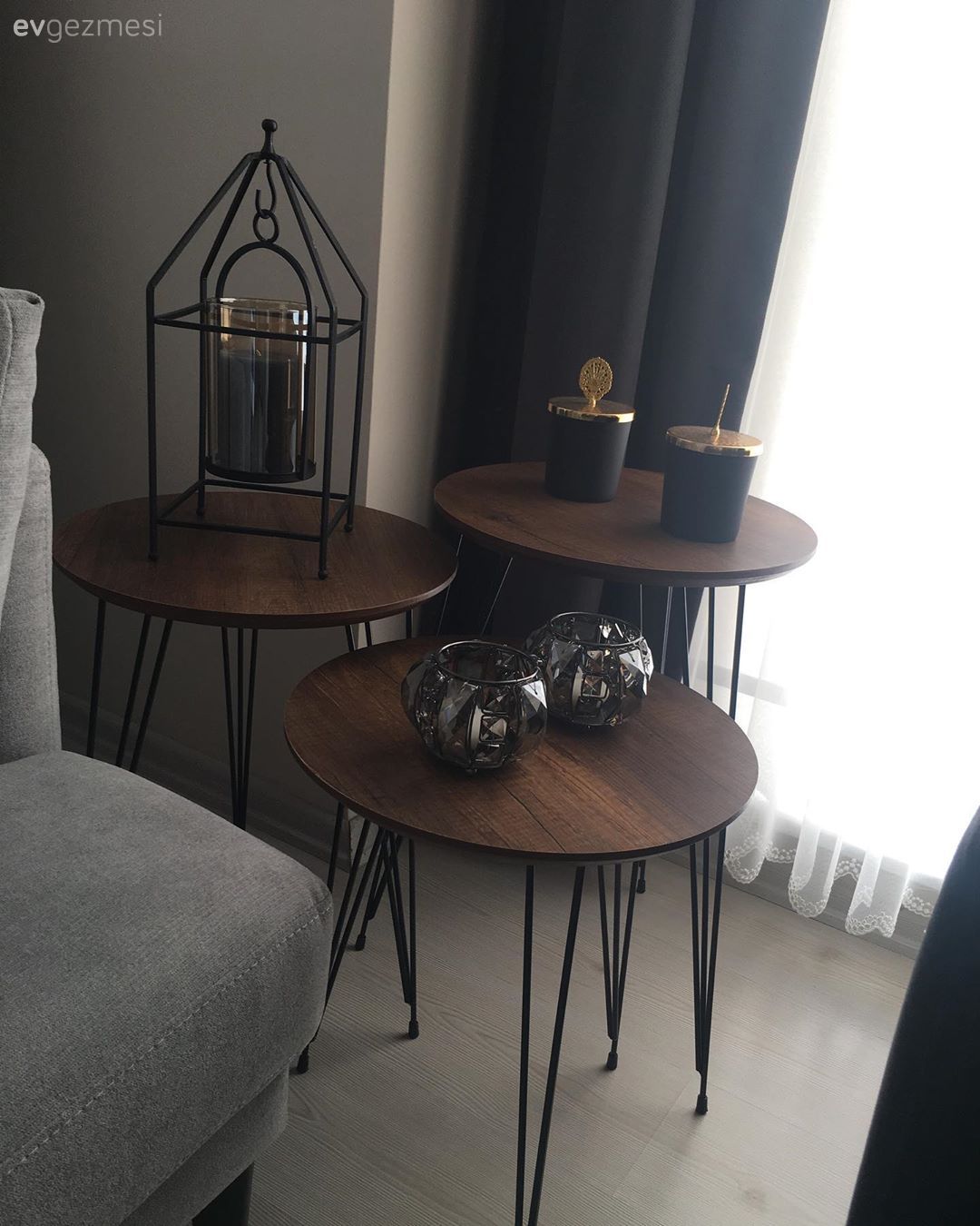 Metal ayaklı sehpa, Sehpa, Zigon sehpa, Sehpa üstü aksesuarı, Ev Aksesuar, Kahverengi, Siyah, Mumluk, Dekoratif Objeler