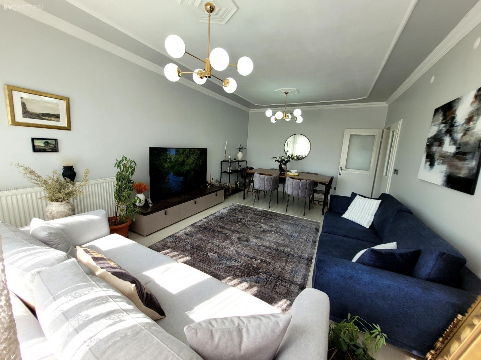 Salon, Modern, Parlament mavisi, Beyaz, Gri, Siyah, Koltuk takımı, Kırlent, Ev tekstili, Sandalye, Tv ünitesi, Tv ünitesi aksesuarları, Ev Aksesuar, Yemek masası, Boy aynası, Ayna, Halı, Salon halısı, Avize, Aydınlatma, Salon avizesi, Tablo, Duvar dekorasyonu