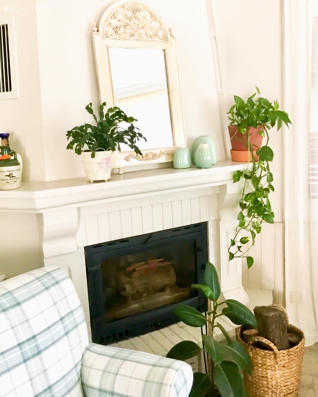 Şömine, Beyaz, Ayna, Ev bitkisi, Saksı, Ekose desen, Desenler, Berjer, Hasır sepet