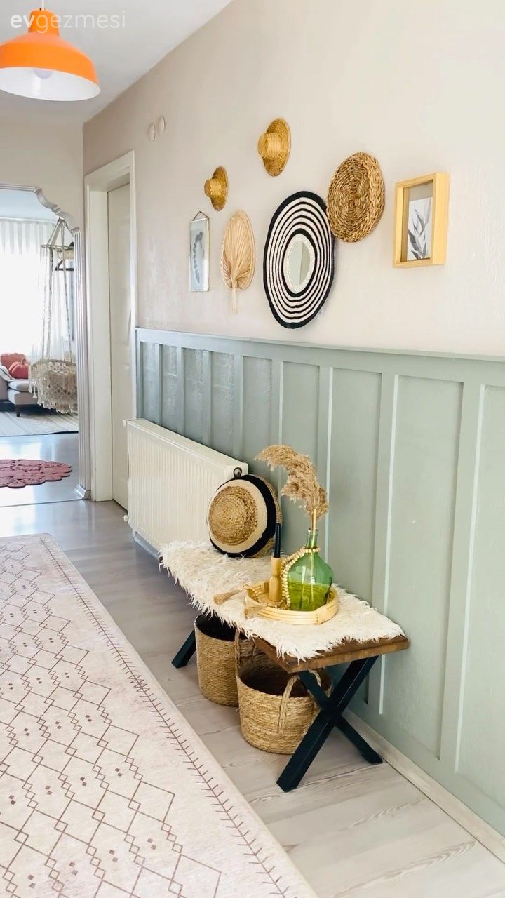 Bu Neşeli İzmir Evinde Kasvet ve Abartının Yeri Kapının Dışı!