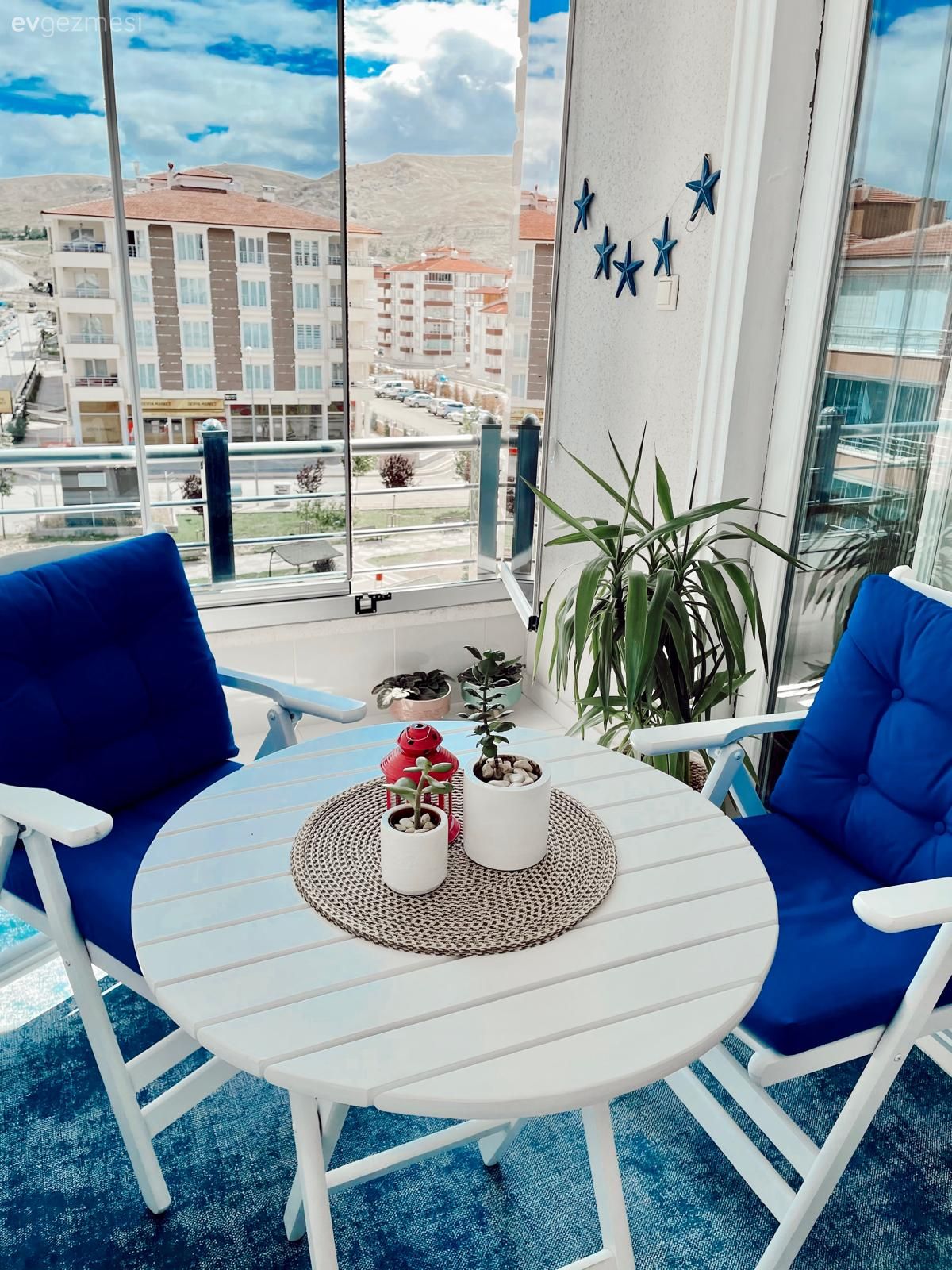 Bu Çankırı Evinde Balkon Yazlık Bir Tatil Yeri Hissi Veriyor!