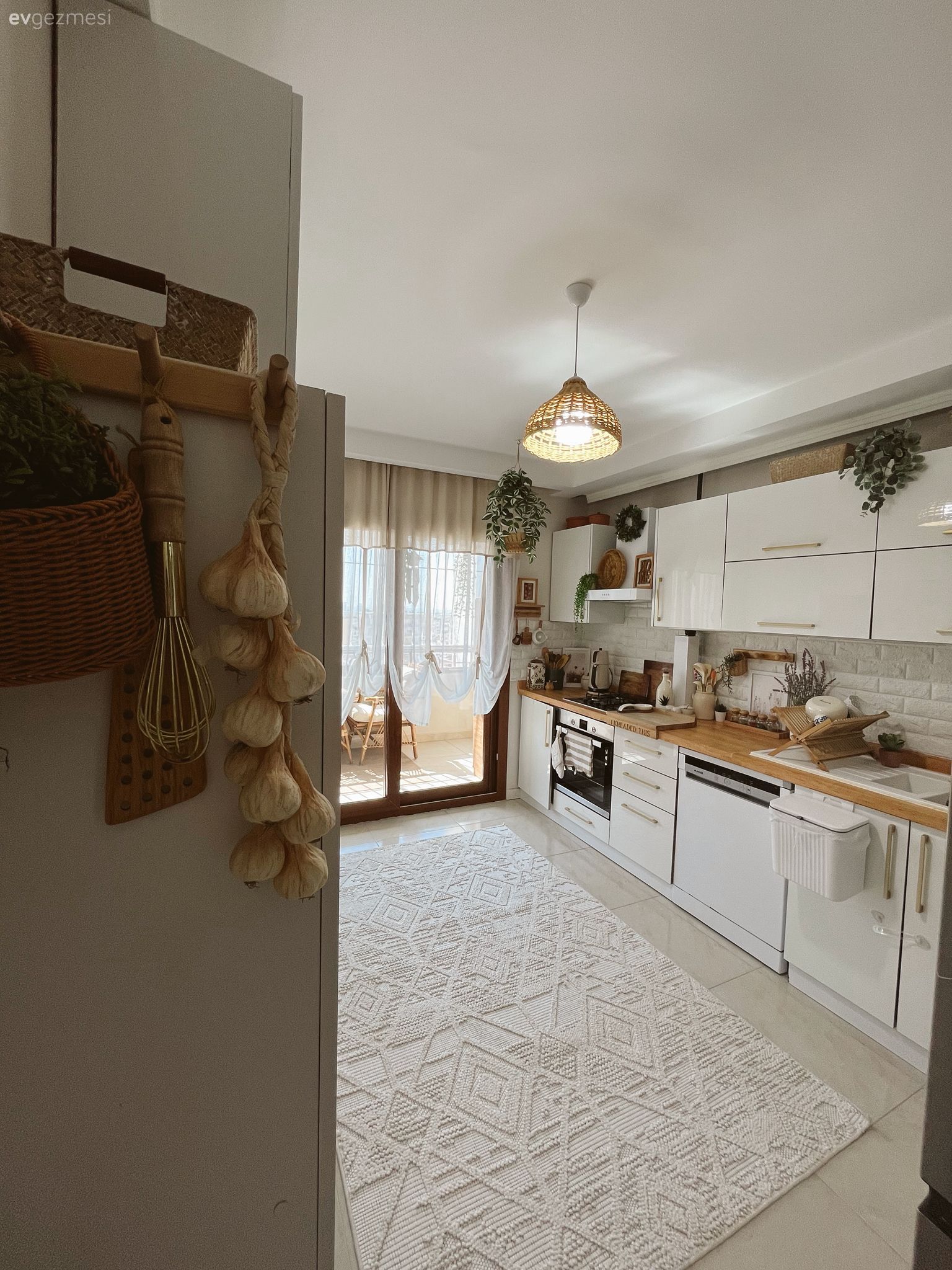 Bu Adana Evinde İskandinav ve Bohem Etkisi Hakim