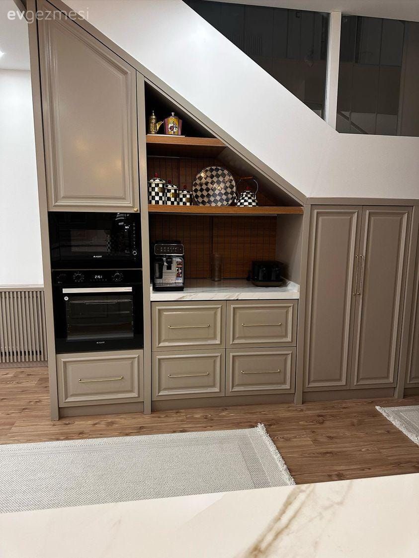 Modern Ruha Sahip Bu Van Mutfağında Kalite Vurgusu Belirgin!