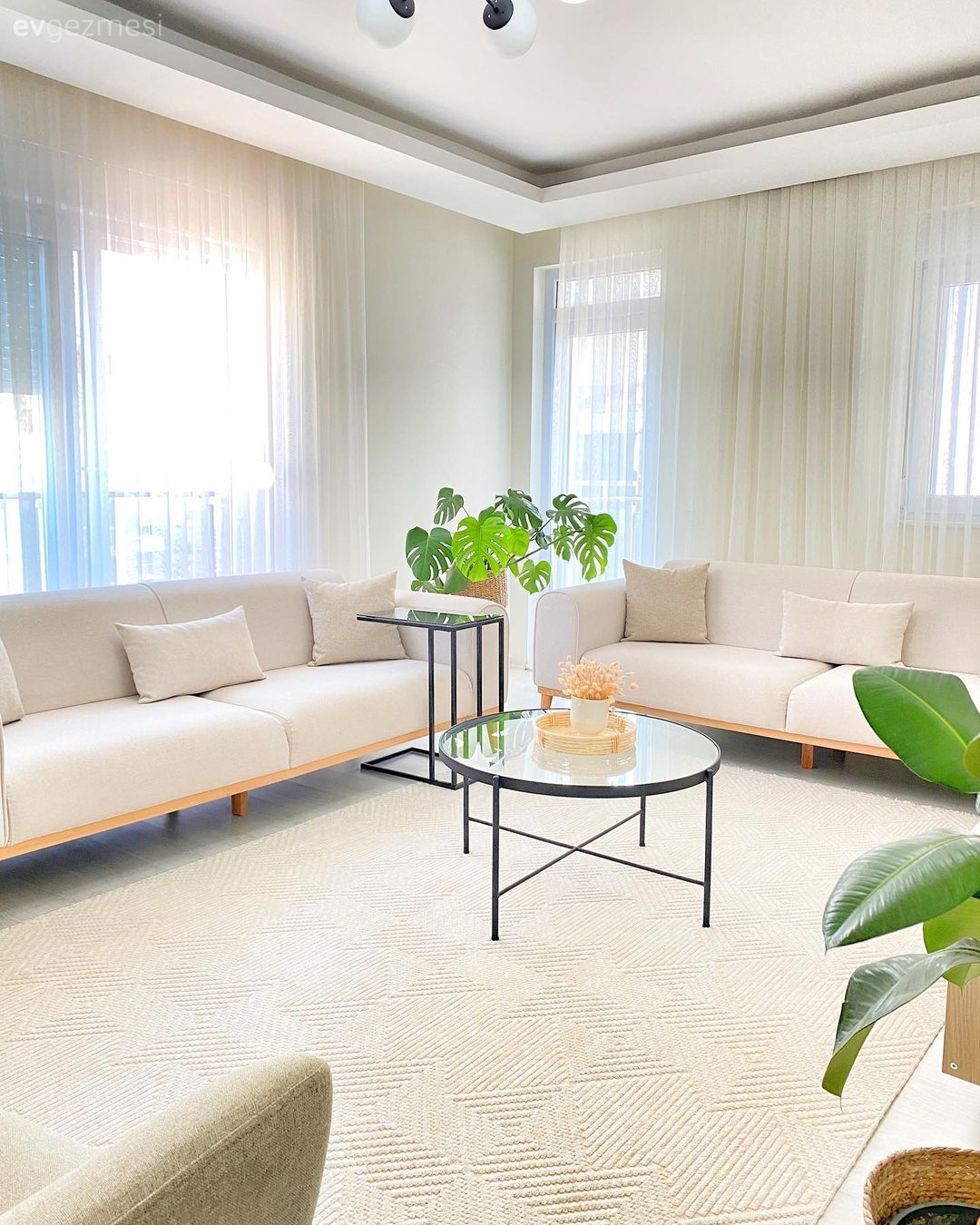 Bu Modern Evde Gözü Yoracak Bir Şey Yok!