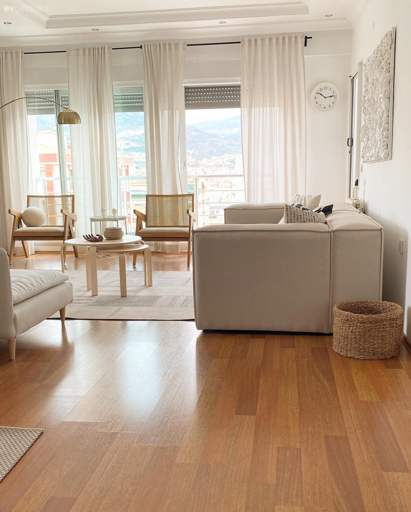 İzmir'deki Bu Evin Her Köşesi Sanatla İç İçe