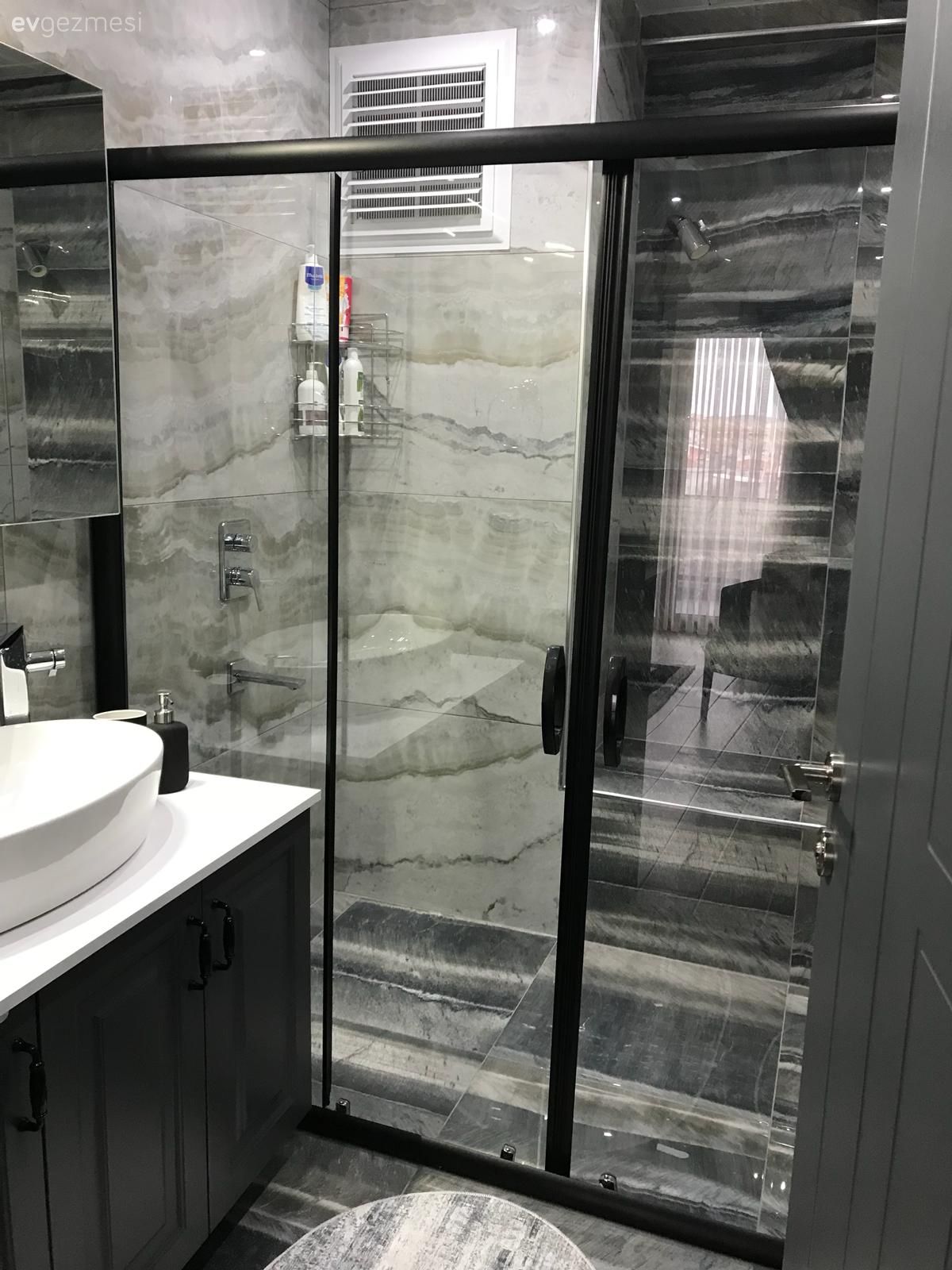 Banyo, Modern banyo, Antrasit  , Beyaz, Banyo dolabı, Banyo aynası, Duşakabin, Banyo paspası, Banyo seramikleri