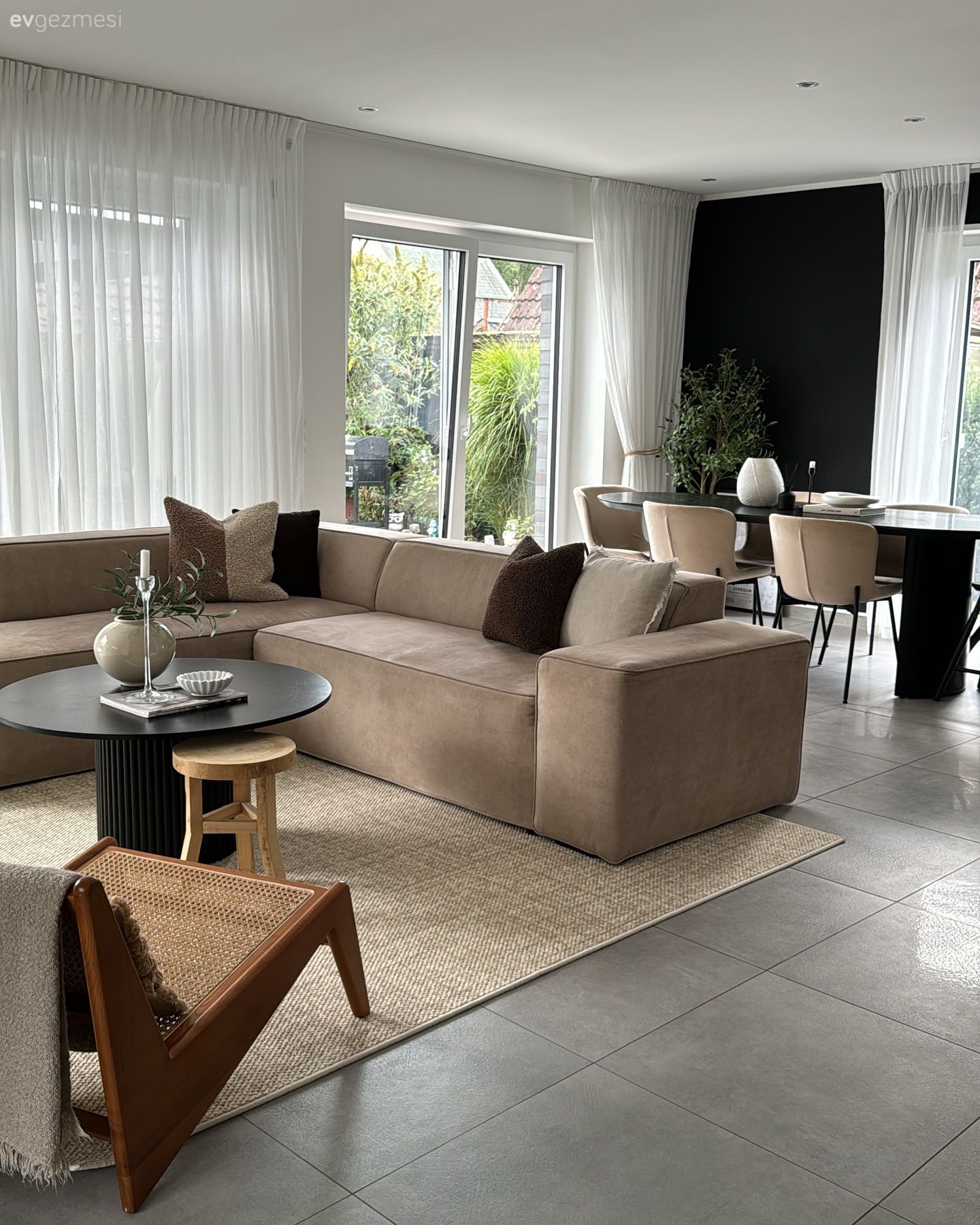 Açık Konseptli Bu Ev Modern Tarzın Temsilcisi