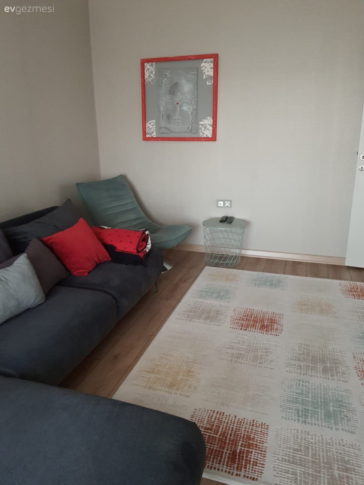 Bu  Ankara Evinde Pastel Tonlar Ahşaplarla Sıcaklık Kazanmış