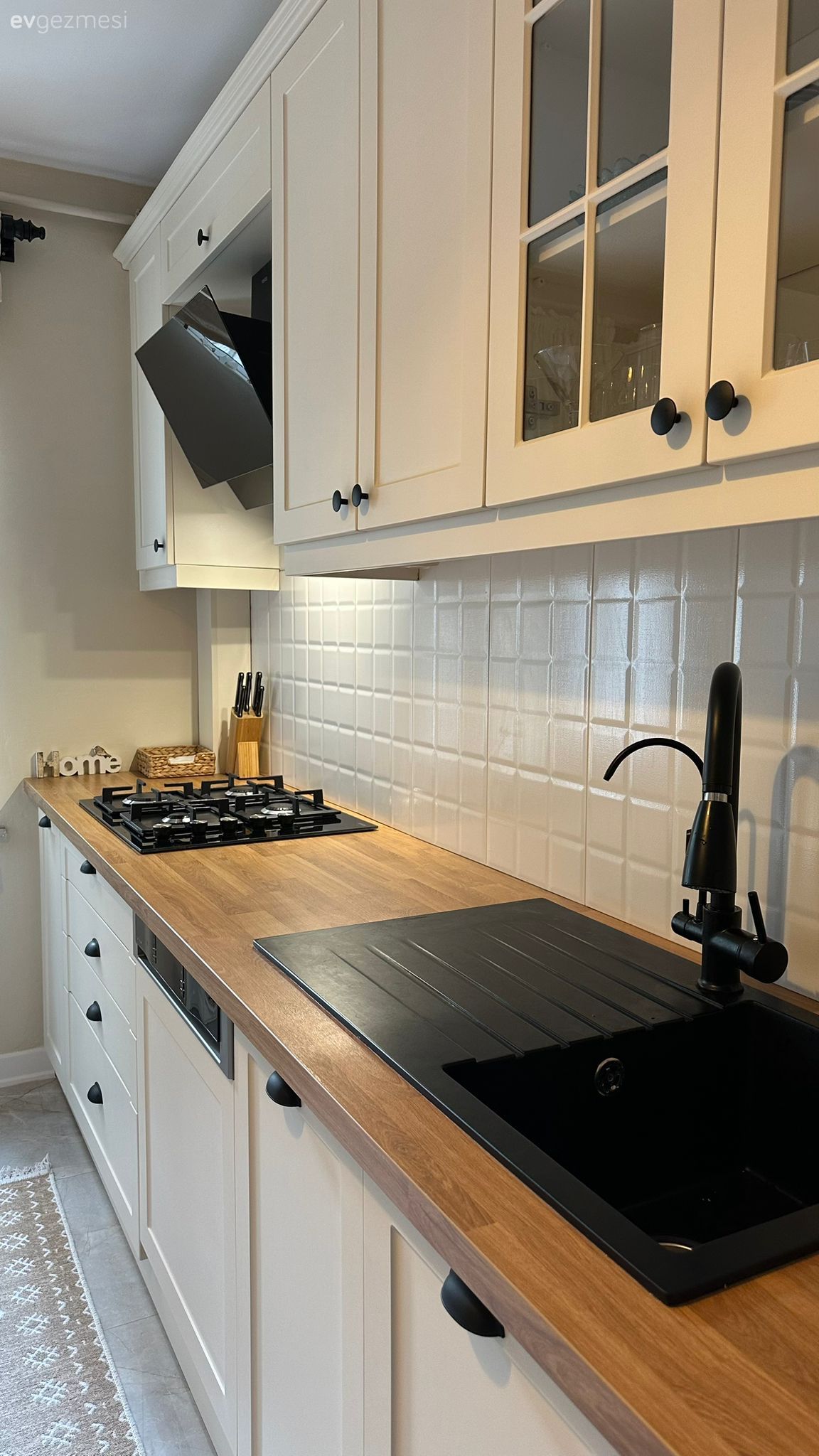 Tek Duvar Mutfak Koridor Tipine Dönünce Daha Kullanışlı Olmuş