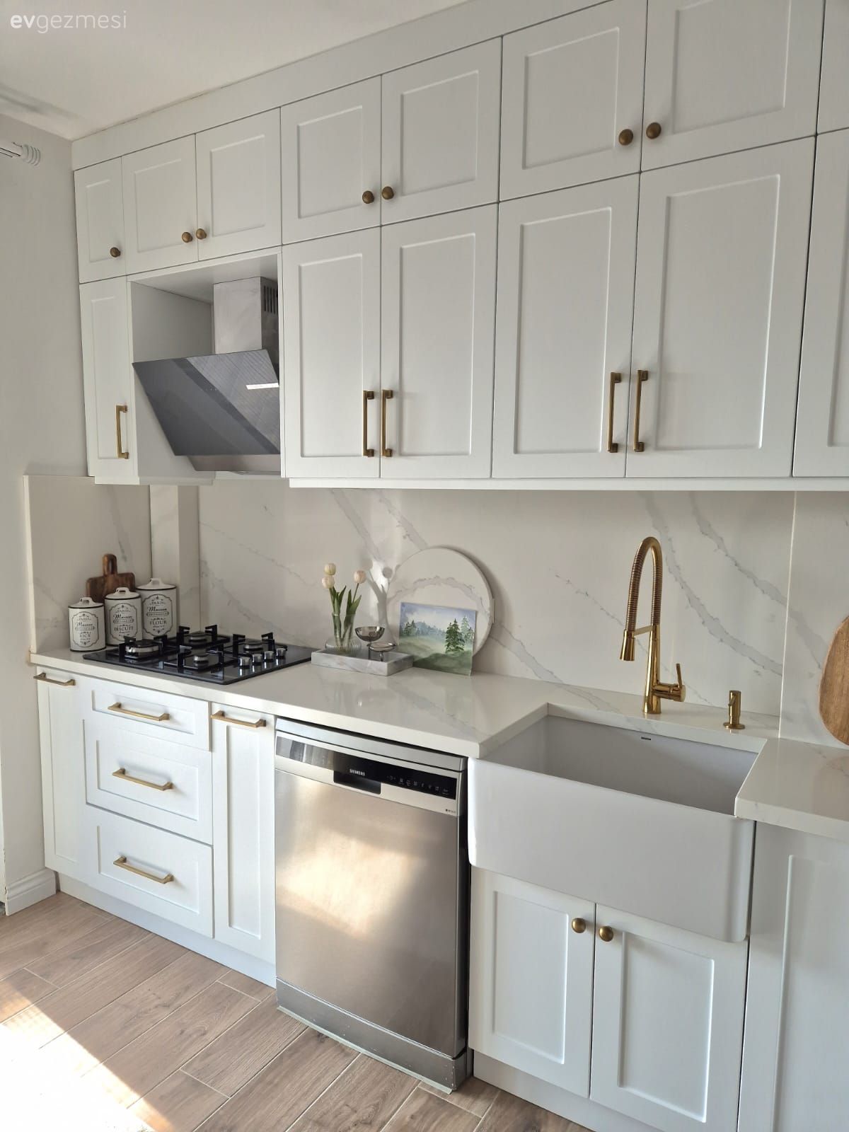 Tavana Kadar Dolaplı Bu Kocaeli Evinde Eşya Koyacak Yer Çok