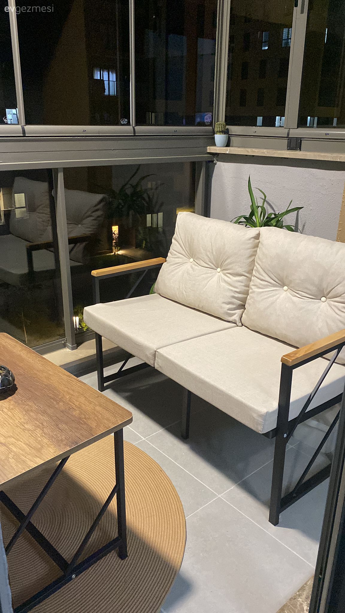 Balkon Mobilyası Almadan Önce Dikkat Edilmesi Gerekenler