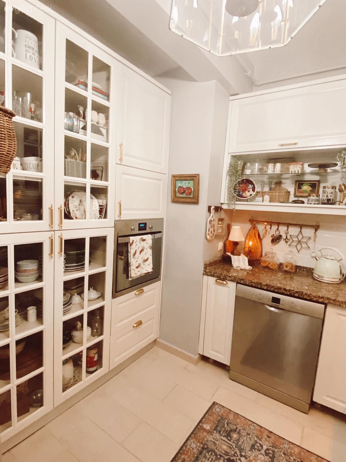 Mutfak, Beyaz, Country mutfak, Shaker kapaklı dolaplar, Mutfak halısı, Mutfak Avize Modelleri