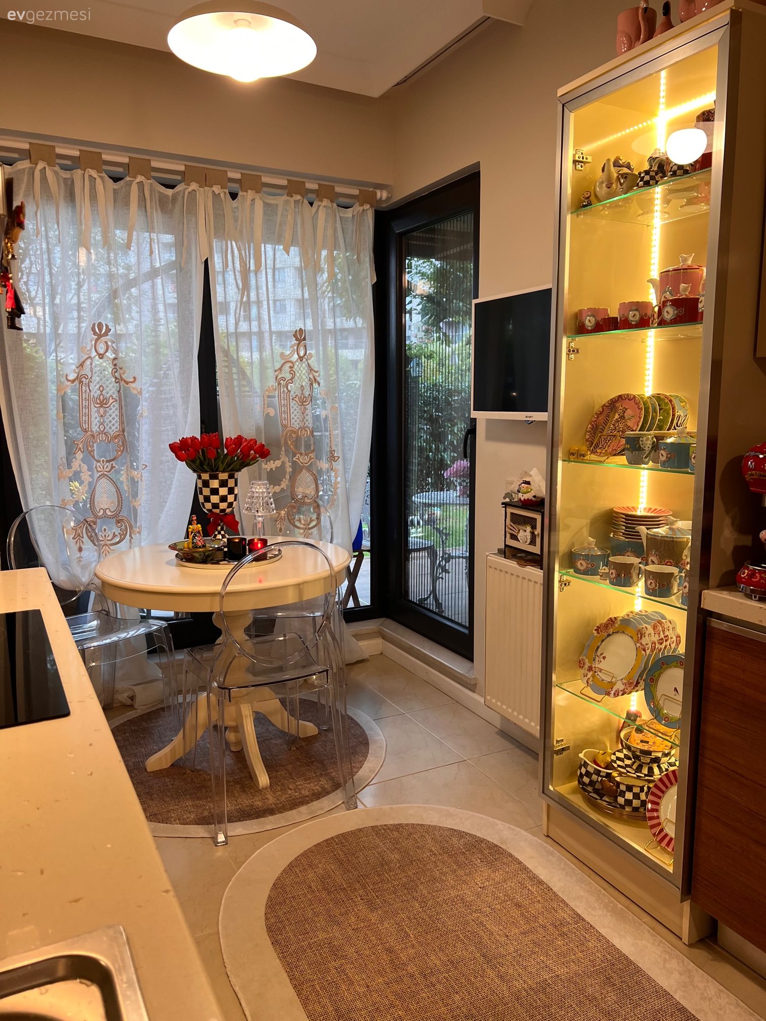 Evinize Taze Bir Soluk Katacak Mutfak Tül Perde Modelleri!