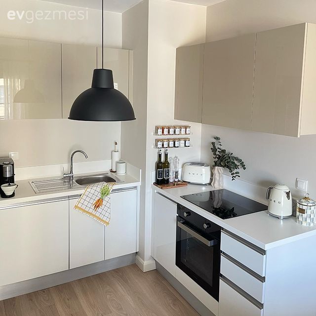 Bu Antalya Evinin Temel İlkesi Zamansızlık!