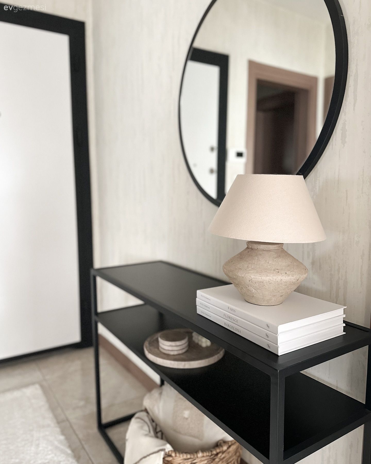 Antre, Beyaz, Siyah, Ayna, Abajur, Aydınlatma