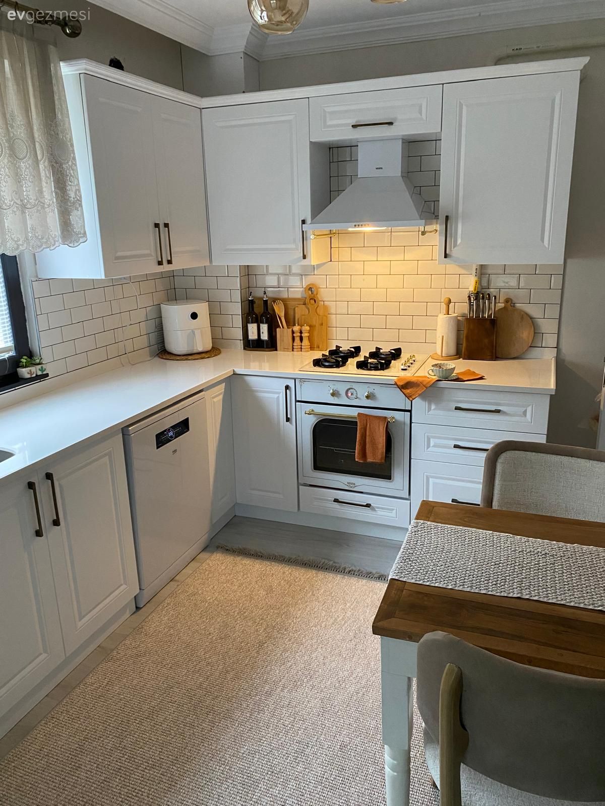 Bu Artvin Evinde Gösteriş, Samimiyet ve Konfor Bir Arada!