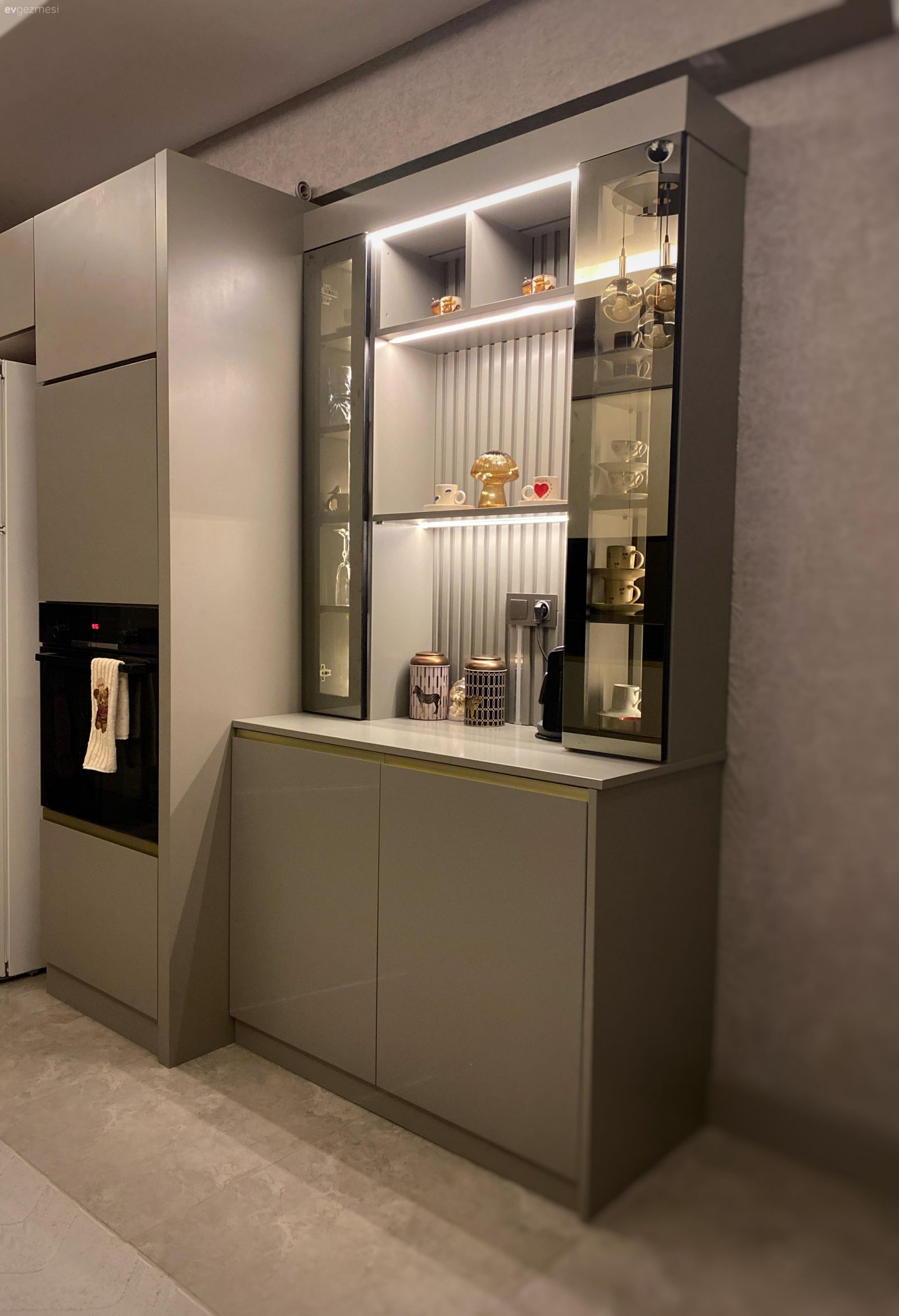 Bu Mutfağın Kahve Köşesi Modern Stilin Net Yansıması