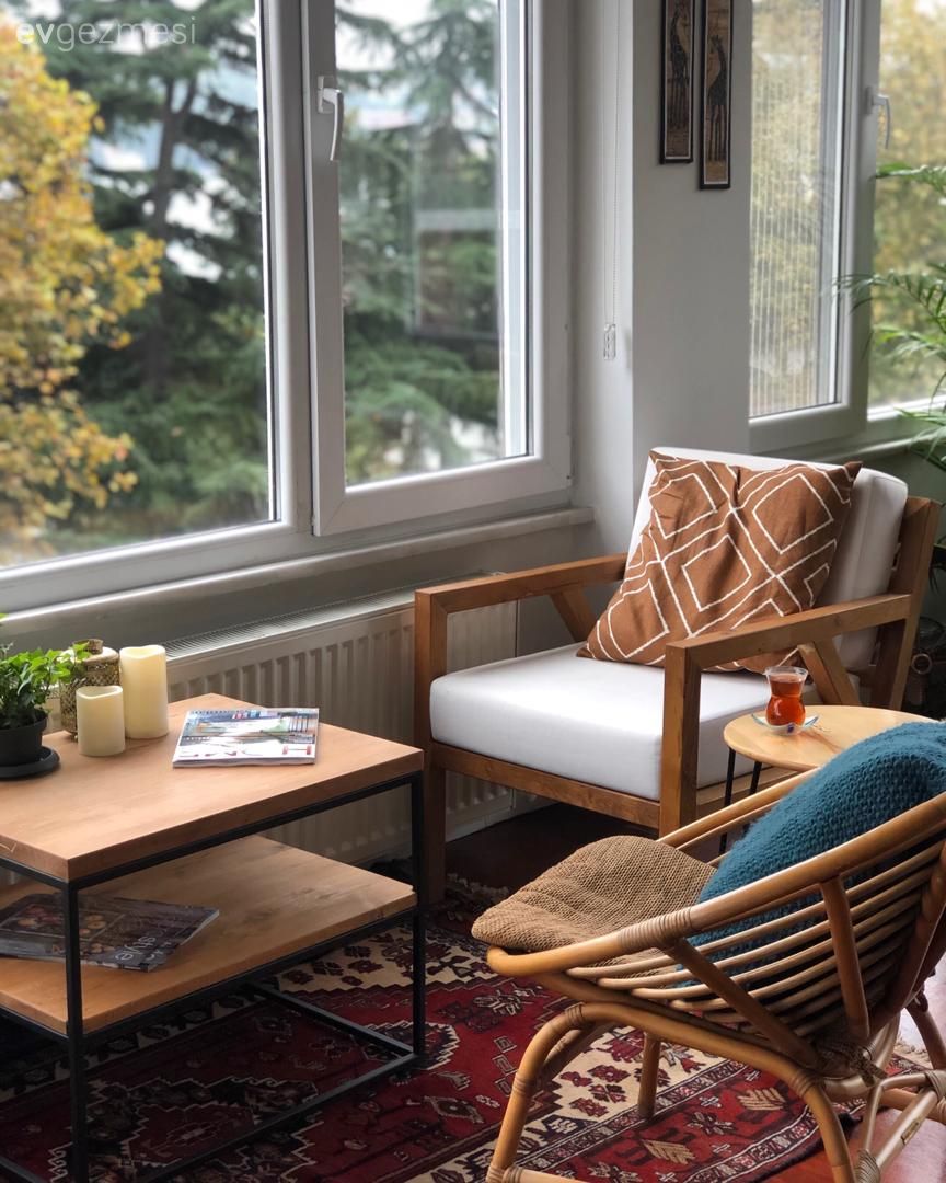 İskandinav berjer, Yan sehpa, Sehpa, Hasır sandalye, Halı, Kilim, El dokuma halı