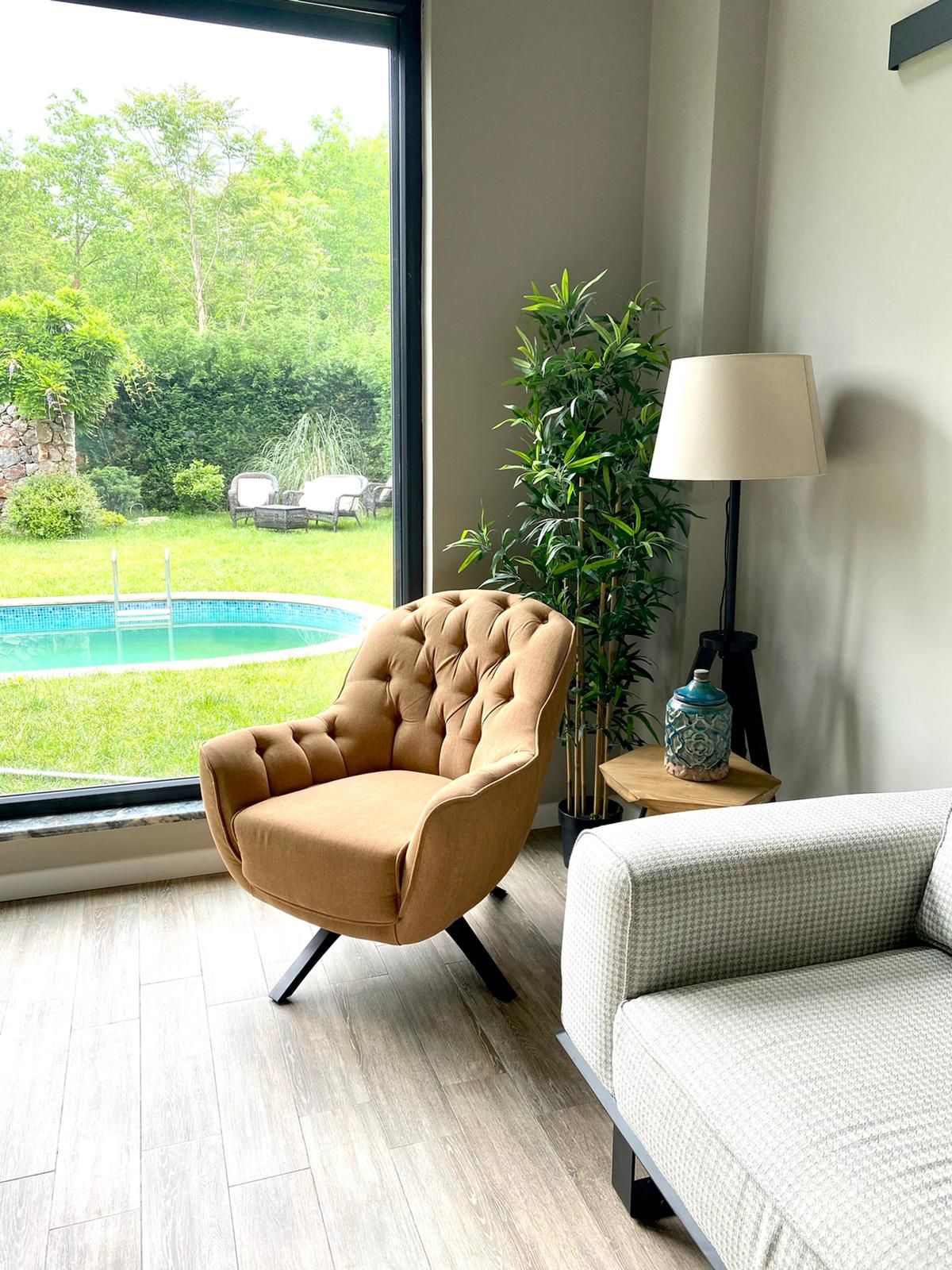 Bej, Yuvarlak halı, Halı, Hardal, Puf, Koltuk takımı, Parke