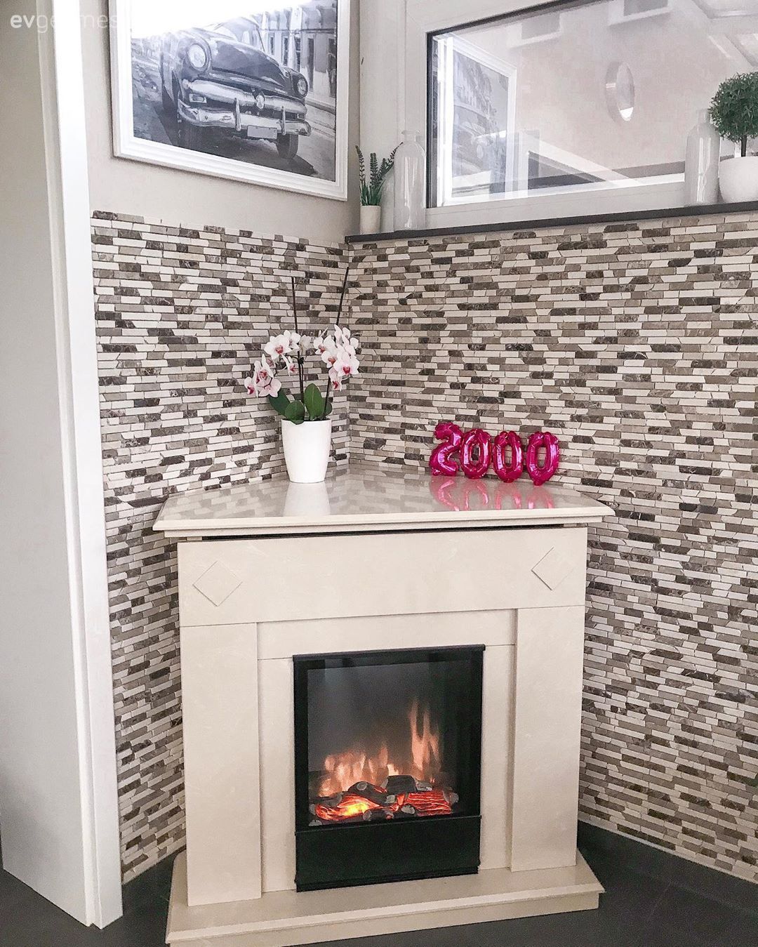 Bu Evin Dış Dekoru İçerisiyle Yarış Halinde